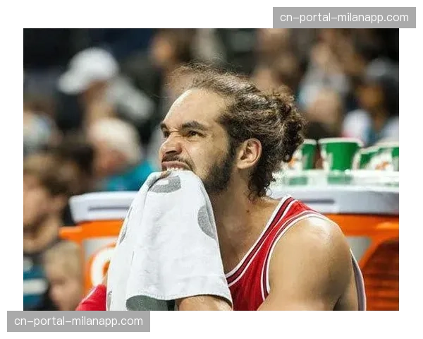 公牛核心诺阿左肩伤退，具体严重程度尚未有官方消息