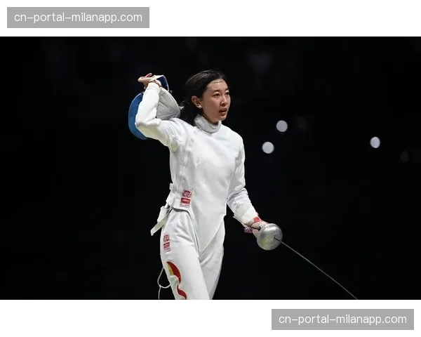 世界击剑锦标赛女子重剑个人赛：中国选手孙一文闯入四强